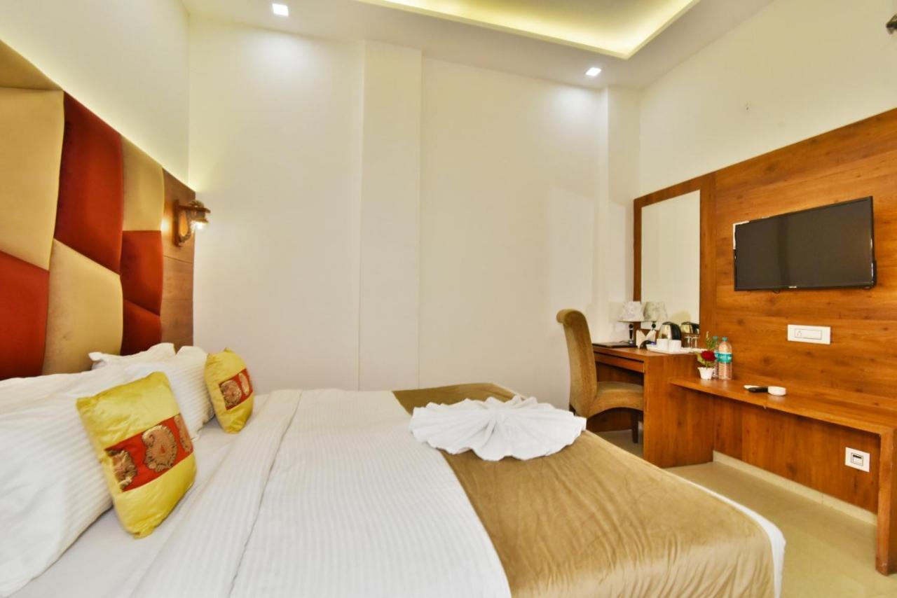 Hotel Sallow International-Hotel Near Golden Temple Αμριτσάρ Εξωτερικό φωτογραφία